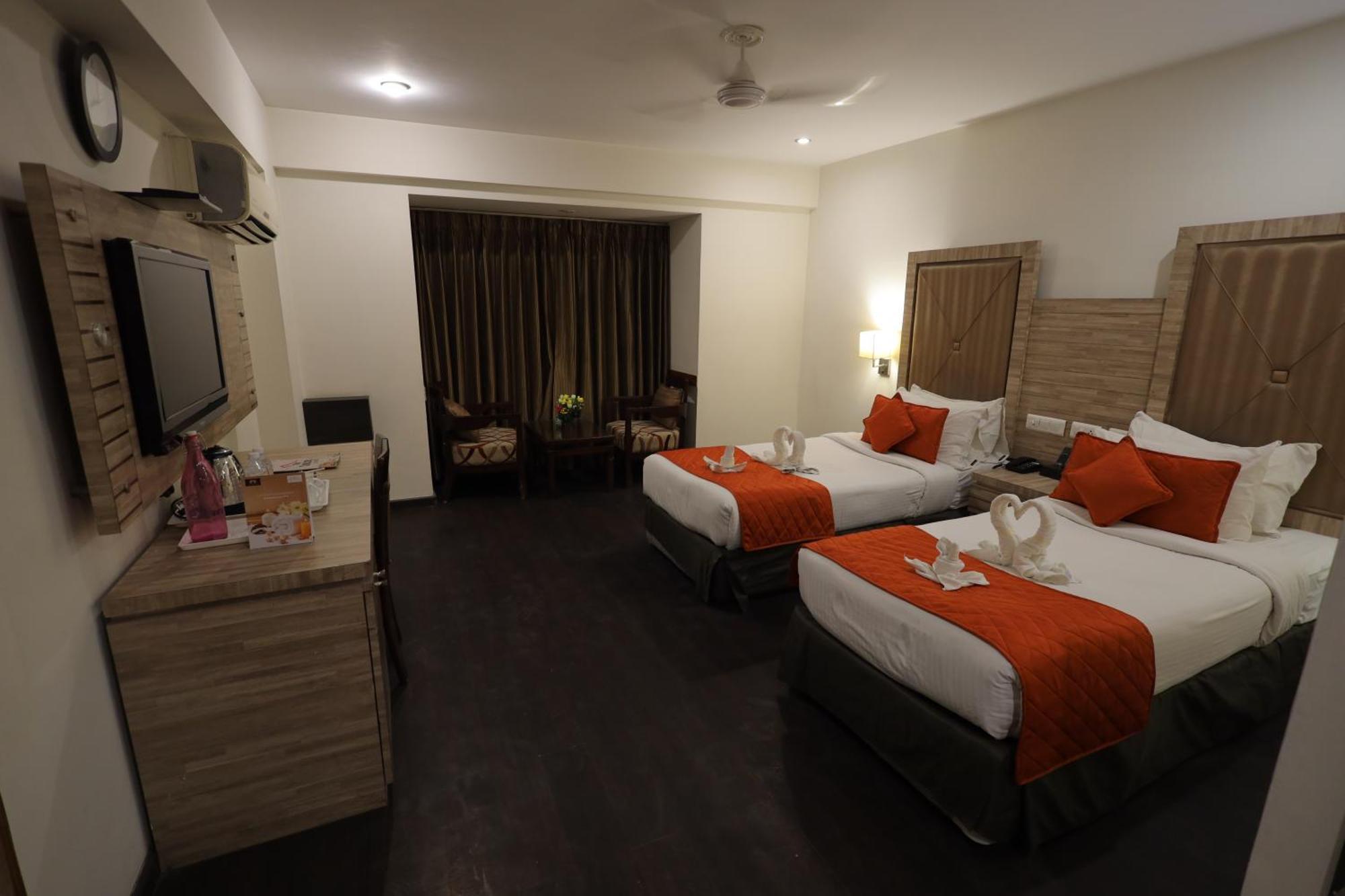 Отель Surasena Regal Vista Agra Агра Экстерьер фото